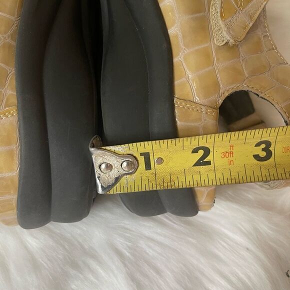 Durea tan croc embossed adjustable Velcro straps & hooks sandals SZ US8.… - Picture 8 of 11